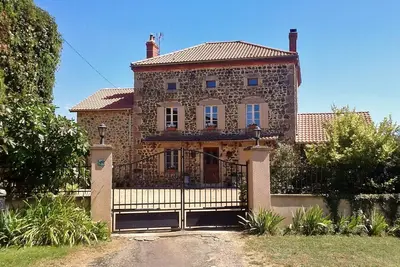 Image de Belle ferme, piscine chauffée, 1 hectare de terrain. Familial, repos local