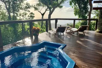 Image de Nouveau! --- The Perch, Stay Pic Paradis