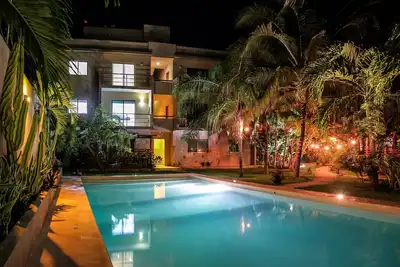 Image de ACCÈS Au Club De Plage Et Transport AÉROPORTUAIRE