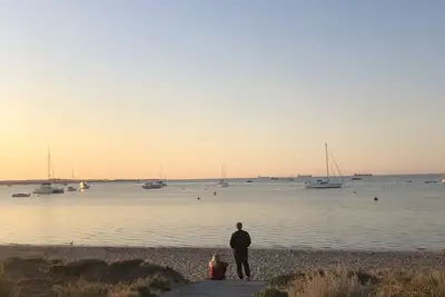 Image de Family Beach House - Escapade d'été ou d'hiver!