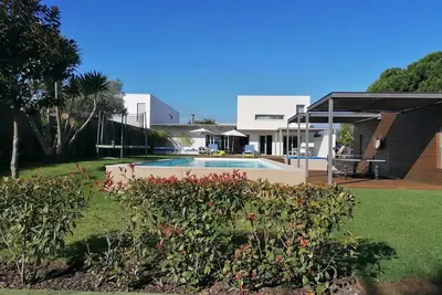 Image de Fantastique Villa pleine d'activités à Meco