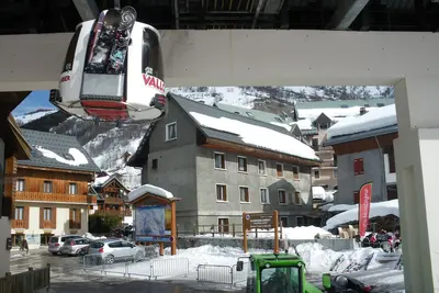 Image de Au départ de la télécabine, appartement 4 à 6 pers. vue sur pistes