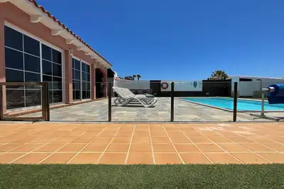Image de Villa Nodrog, 3 chambres, impeccablement entretenue, grande piscine privée d'eau salée