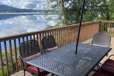 Image de Lake Quinault Cottage