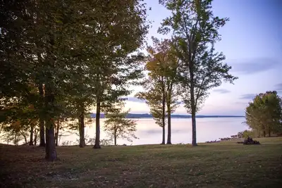 Image de Retraite au bord du lac Rockcastle