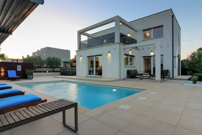 Image de Maison de vacances pour 8 personnes env. 220 qmà Šišan, Istrie (Côte sud de l'Istrie)