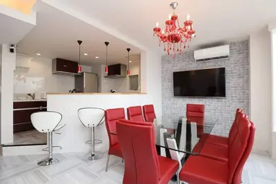 Image de 3 minutes à pied de la gare d'Okayama. Cozy Hostel @ E