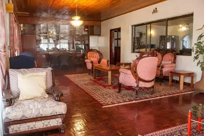 Image de Une maison sûre et sereine loin de chez soi, au cœur de la ville de Nairobi au Kenya.