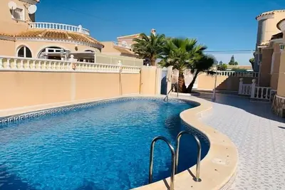 Image de Maison de vacances indépendante avec piscine privée