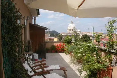 Image de Attico avec terrasse, Super Panorama dans un quartier résidentiel privilégié, à proximité du Vatican