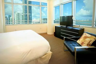 ★ Bayview 2br \/ 2bh @Conrad Miami Residences - Pkg gratuit