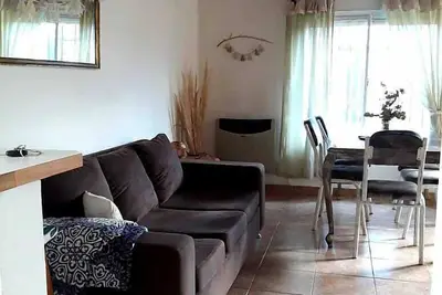 Image de casa nueva amplia con 2 habitaciones, patio, parrila, garaje para 3 autos