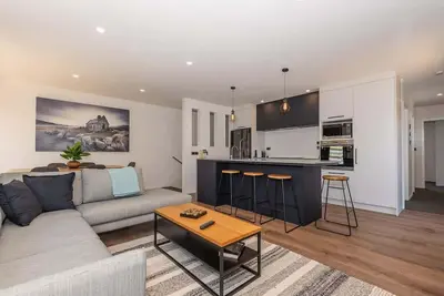Tree Walk Townhouse