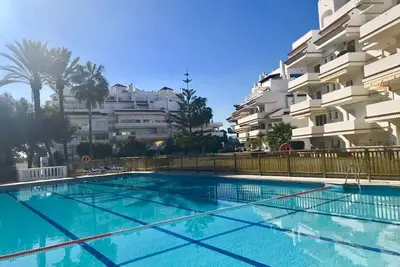 Image de Fantastique appartement avec vue mer, terrasse et piscine