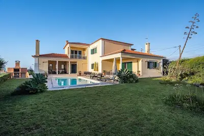 Image de Villa Lonicera, chauffage central, Wifi, jardin, piscine! Nouveau!