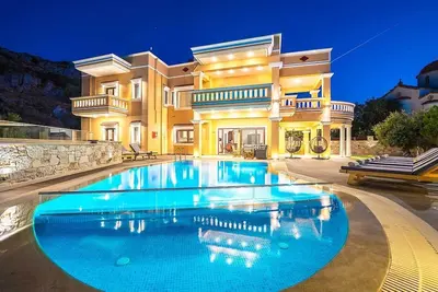 Image de Grand Olympia, luxe, espace intérieur et extérieur spacieux