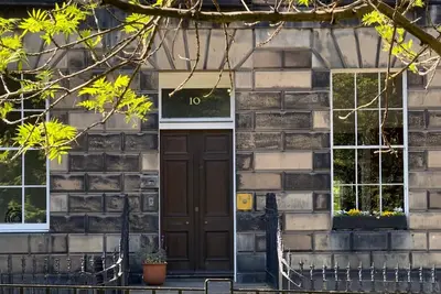 Image de Superbe appartement historique au coeur d'Edimbourg avec des vues spectaculaires