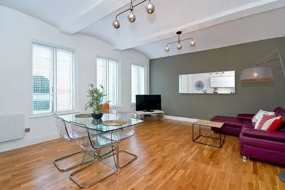 Image de Mulberry Flat 3 - One bedroom 2nd floor - 4 personnes dans 1 chambre