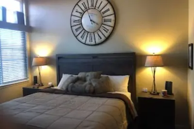 Image de 20 min. aux stations de ski. 5 min. aux autoroutes, restaurants et centres commerciaux