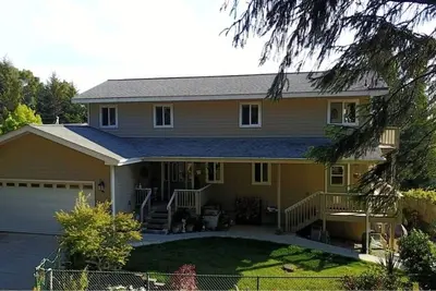 Image de Mise à jour de la maison pour les familles et les animaux. Vues incroyables! Près des plages et des sentiers!