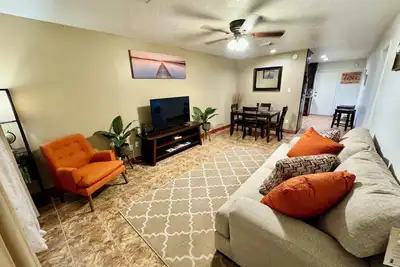 Image de Duplex PRIVÉ (UNITÉ 4) King Bed / Houston / Pasadena / Hobby / Clear Lake / Galveston /