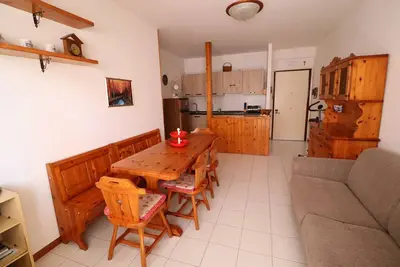 Image de Top floor apartment near the beach *sea view*