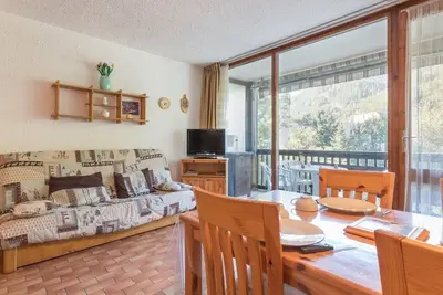 Image de Studio chaleureux avec balcon à Serre-Chevalier, parking et casier à ski – 4 personnes