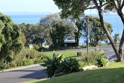 Image de Jolie unité 1 Brm, aller à la plage, avec de superbes vues sur la mer.