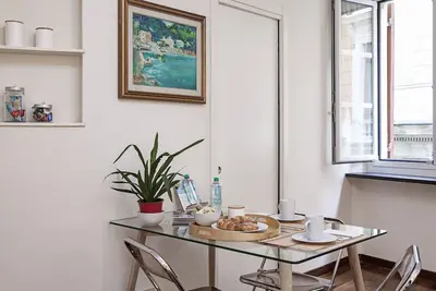 Image de Elegant Studio in the City Center by Wonderful Italy