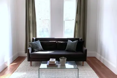 Image de Ferme moderne et paisible située au centre (2. 5bd / 1ba)