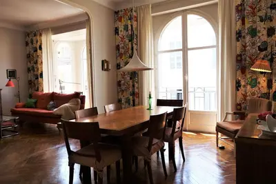 Image de Novembre, 10 minutes à pied du Palais