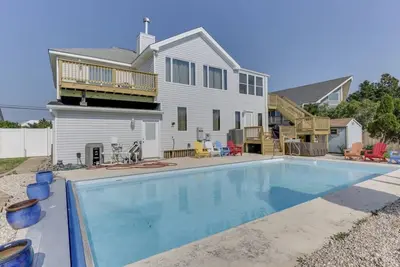 Image de Beachsidebliss Sur la baie! ! Meilleure affaire à Sandbridge. 21 personnes max. Chiens bienvenus!