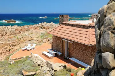 Image de Belle maison de vacances privée pour 6 personnes avec Tv et terrasse