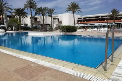 Image de Appartement Printemps 150 + Piscine + Terrasse + Jardins