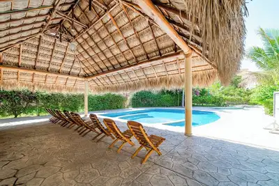 Image de Condo de deux chambres au coeur de la ville!