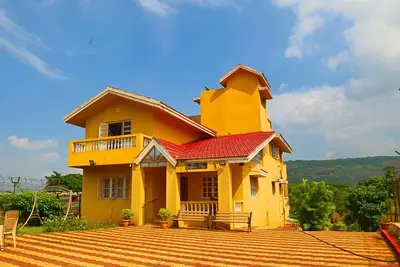 Image de Ferme Villa spacieuse avec grand espace ouvert, piscine privée pour adultes et pelouse