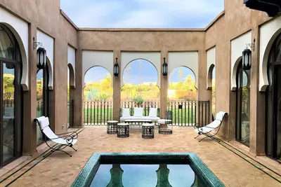 Image de Preciosa Villa estilo Riad en entorno privilegiado
