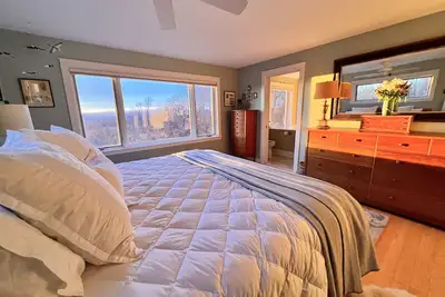 Image de Maison merveilleusement confortable avec vue sur la montagne, Middlebury / Cornwall, Vermont