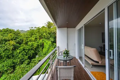 Image de BeststayinPhuket Poolview Condo C31