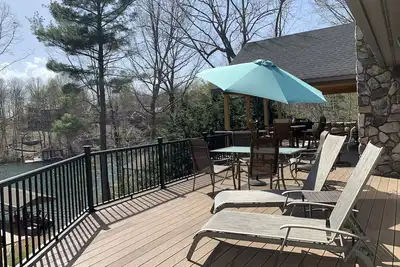 Image de Mountain View Cove Lakeside Retreat