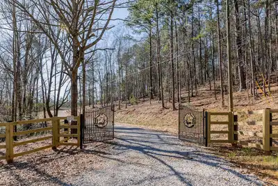 Image de Creek Lodge - Le secret le mieux gardé de LaGrange