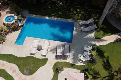 Image de Grand appartement de 2 chambres avec lits King très bien situé