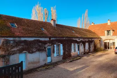 Image de Magnifique Maison Bourguignonne Familiale avec piscine aux portes du Morvan