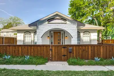 Image de Bishop arts - Grande maison de 5 chambres à proximité des bars branchés + des magasins