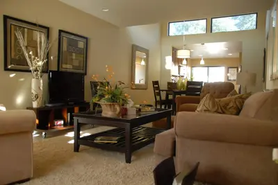 Image de A Place In Paradise complètement remodelé Walking Distance Pour El Paseo