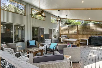 Image de Repos CASSÉ - Surfside Foxtel & Wifi