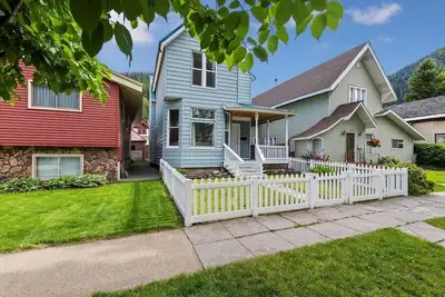 Image de Casa De Reyes ~ Wallace historique, Idaho ~ Joyau caché de Silver Valley