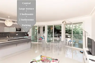 Image de Martinez Hotel Area: Modern 3 bedrooms w/ terrace