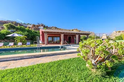 Image de Villa Solgor Benamocarra by Ruralidays