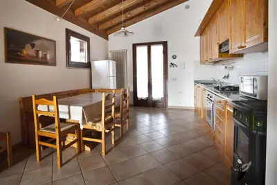 Appartement près de Gardaland et du lac de Garde dans Agriiturismo